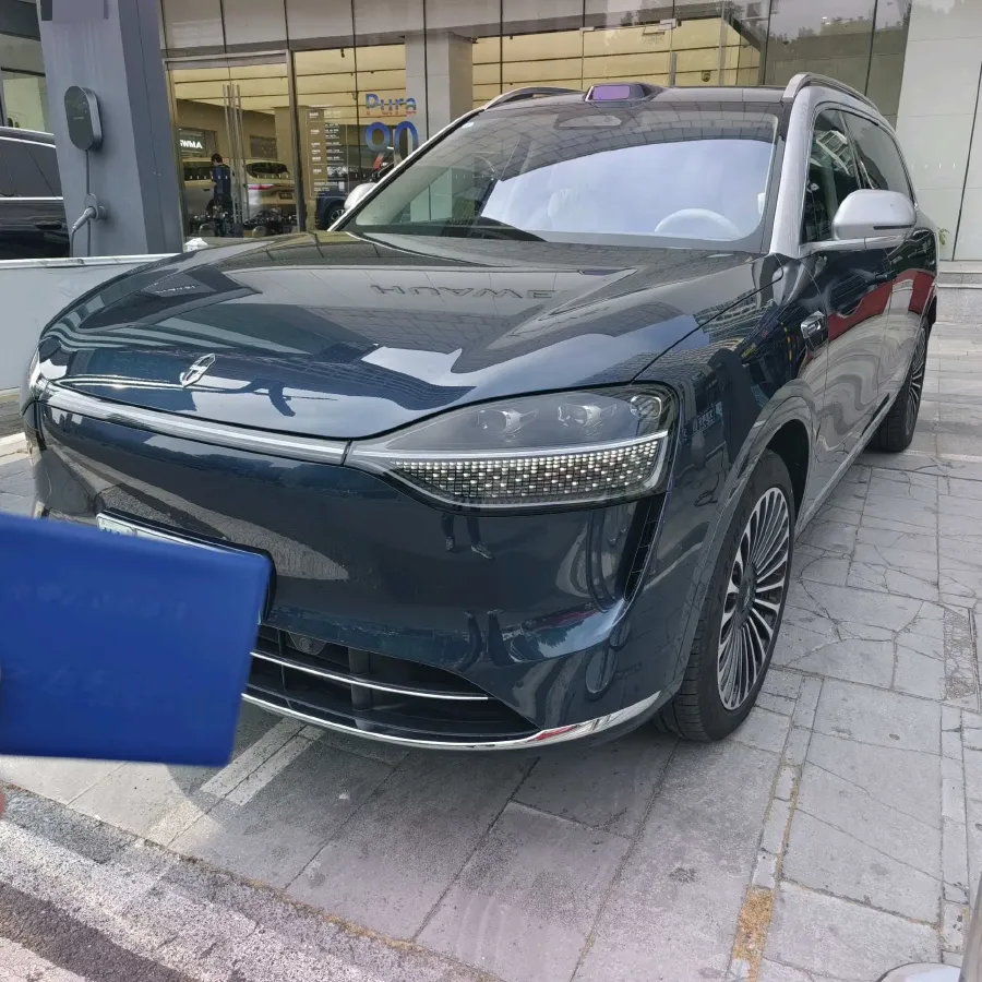 2025 AITO AITO M9 REEV 160HP REEV 52KWH,autocango,china used car exporter,china ev exporter,chinese used car exporter,chinese used ev exporter