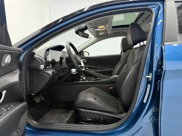 2023 Hyundai Elantra 1.5L 115HP L4 CVT,autocango,china used car exporter,china ev exporter,chinese used car exporter,chinese used ev exporter