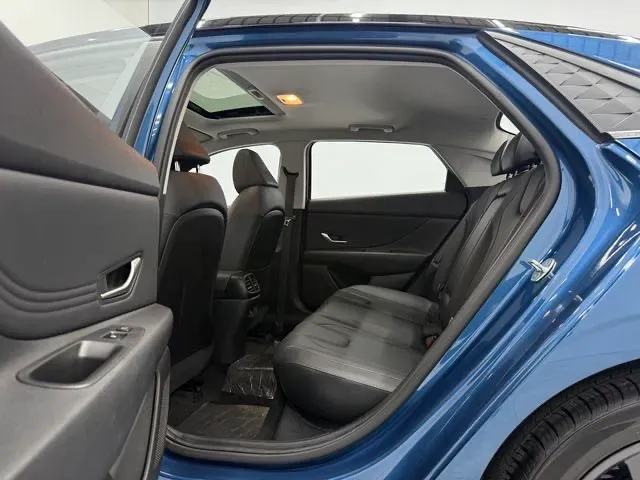 2023 Hyundai Elantra 1.5L 115HP L4 CVT,autocango,china used car exporter,china ev exporter,chinese used car exporter,chinese used ev exporter