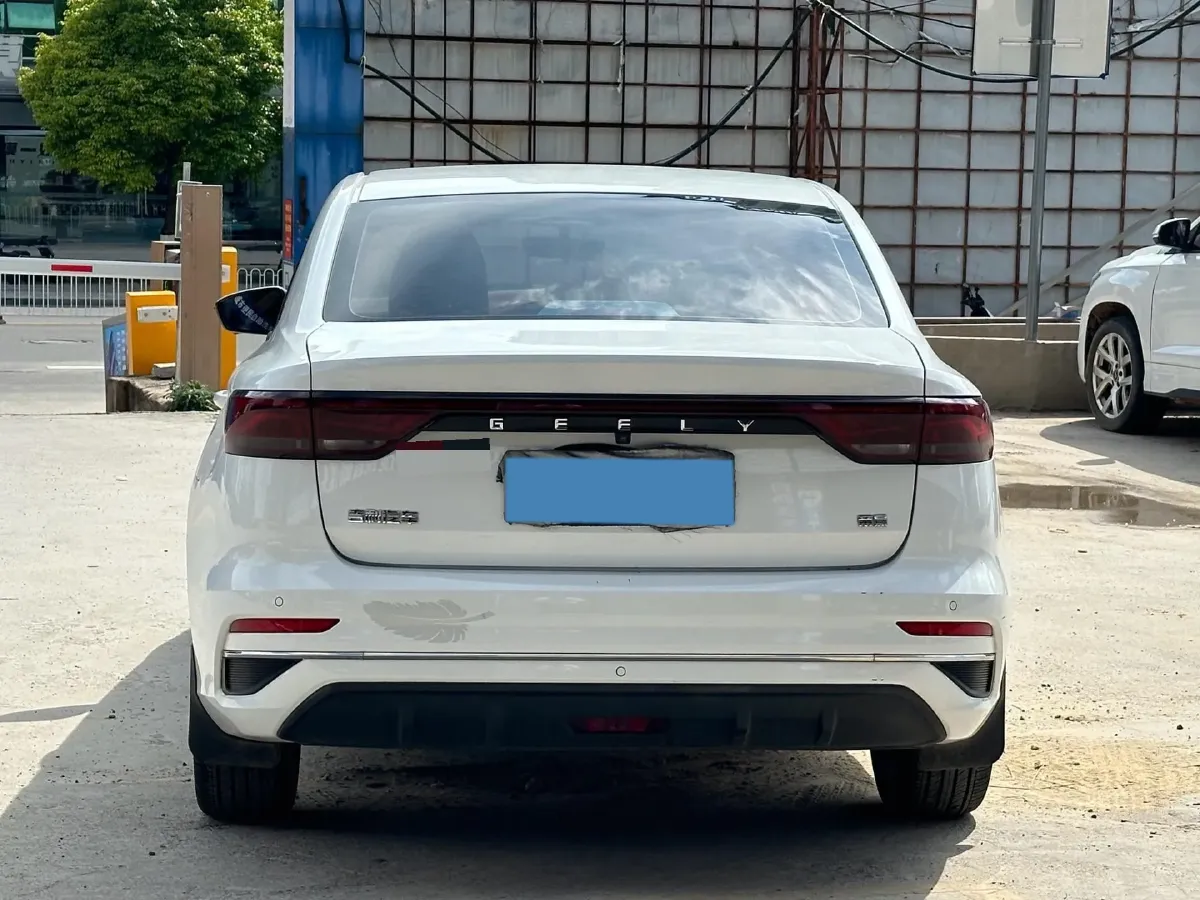 2022 Geely Emgrand 1.5L 114HP L4 CVT,autocango,china used car exporter,china ev exporter,chinese used car exporter,chinese used ev exporter