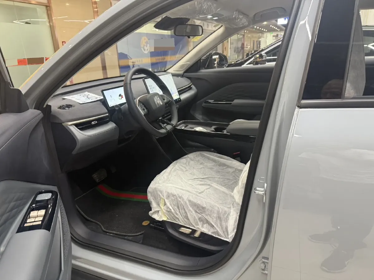 2025 ARCFOX T1 BEV,autocango,china used car exporter,china ev exporter,chinese used car exporter,chinese used ev exporter