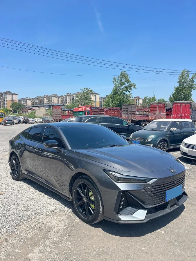 2022 ChangAn UNI-V 1.5T 188HP L4 7DCT,autocango,china used car exporter,china ev exporter,chinese used car exporter,chinese used ev exporter