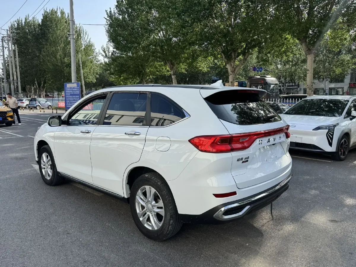 2022 ChangAn Oshan X7 Plus 1.5T 170HP L4 6MT,autocango,china used car exporter,china ev exporter,chinese used car exporter,chinese used ev exporter