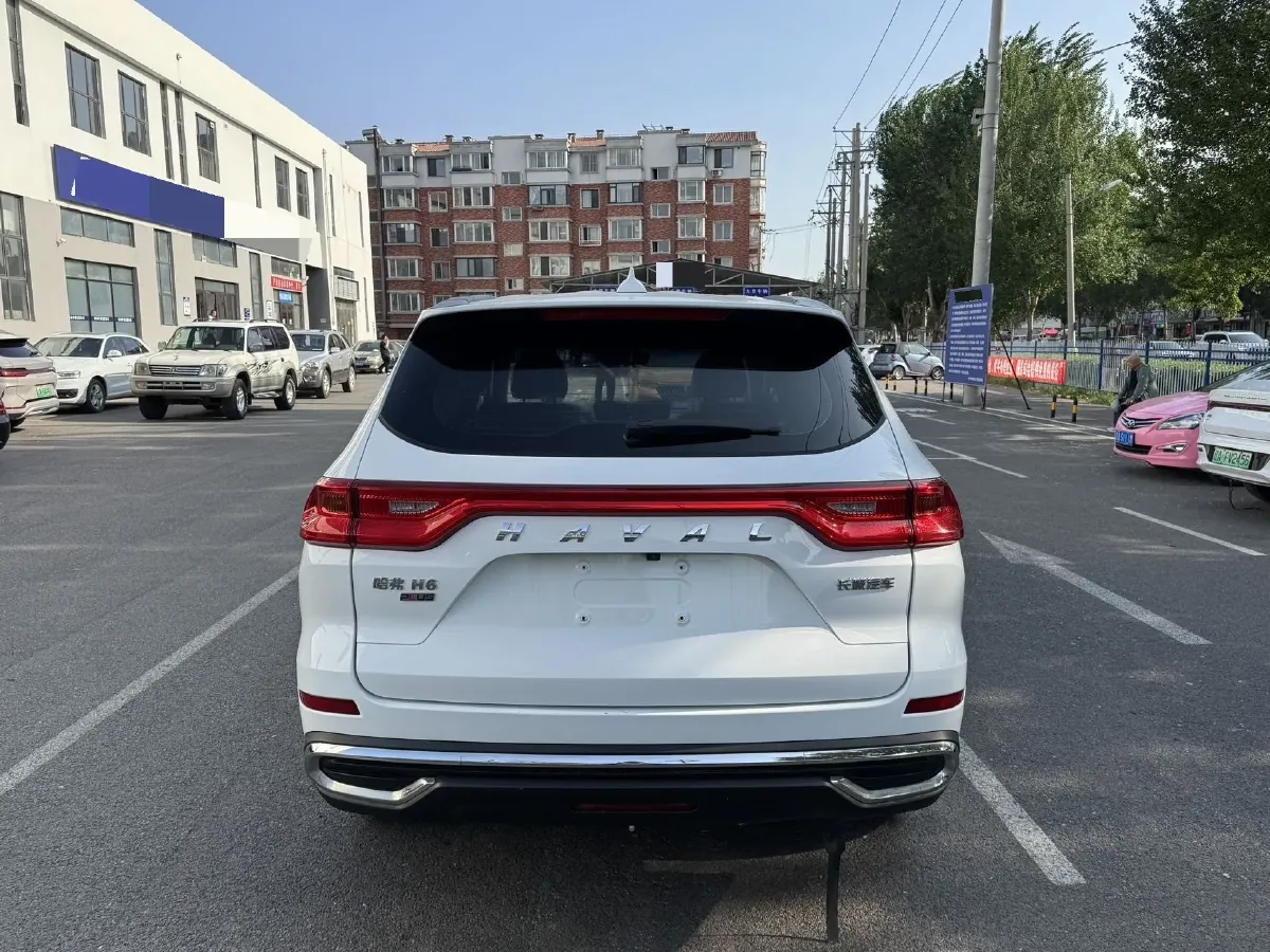 2022 ChangAn Oshan X7 Plus 1.5T 170HP L4 6MT,autocango,china used car exporter,china ev exporter,chinese used car exporter,chinese used ev exporter