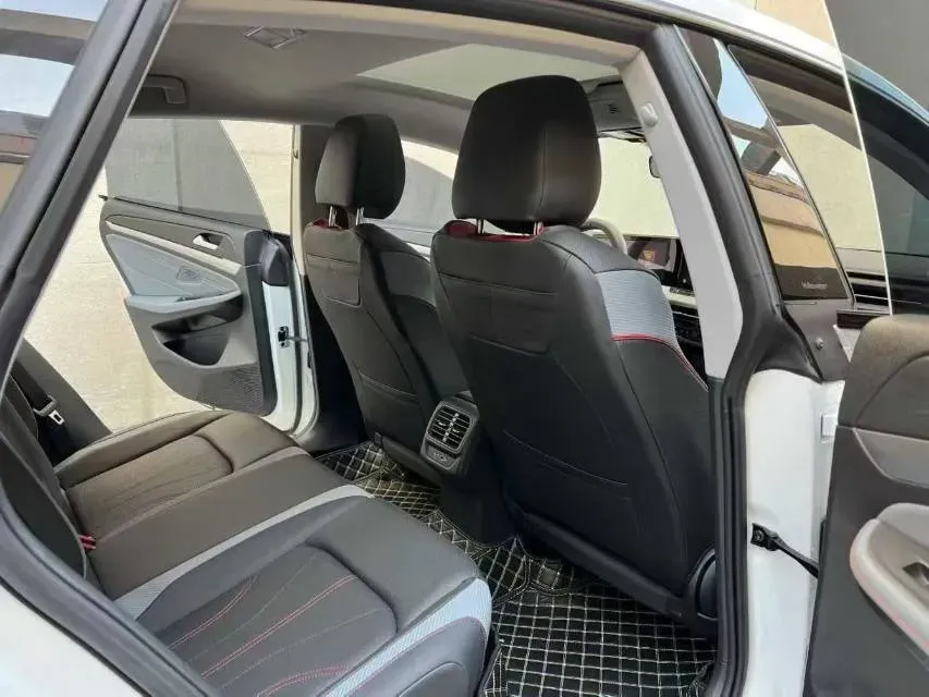 2025 Volkswagen Lamando 1.4T 150HP L4 7DCT,autocango,china used car exporter,china ev exporter,chinese used car exporter,chinese used ev exporter