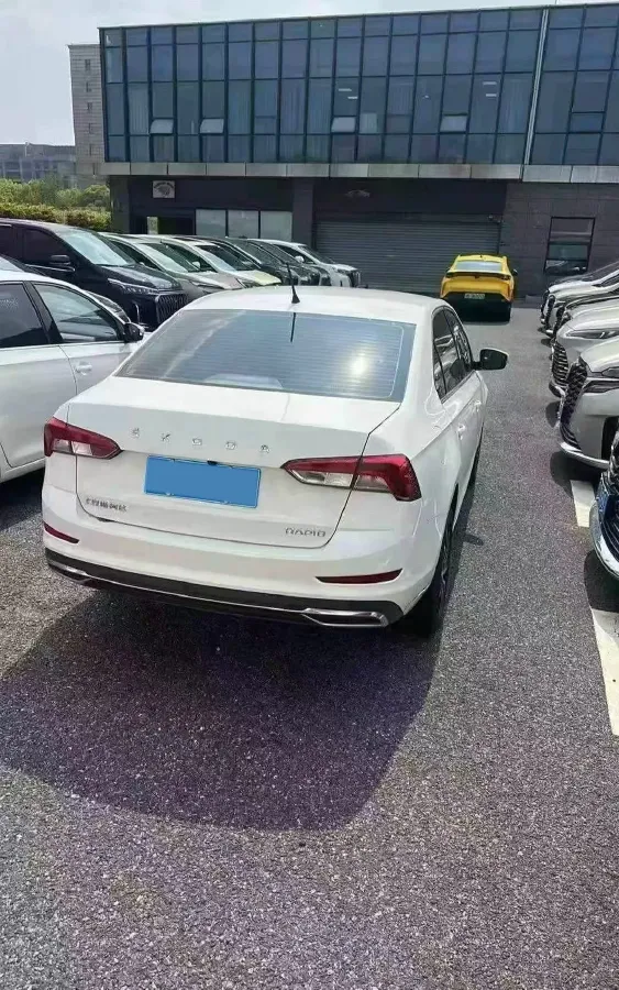 2020 Skoda Rapid 1.5L 112HP L4 6AT,autocango,china used car exporter,china ev exporter,chinese used car exporter,chinese used ev exporter