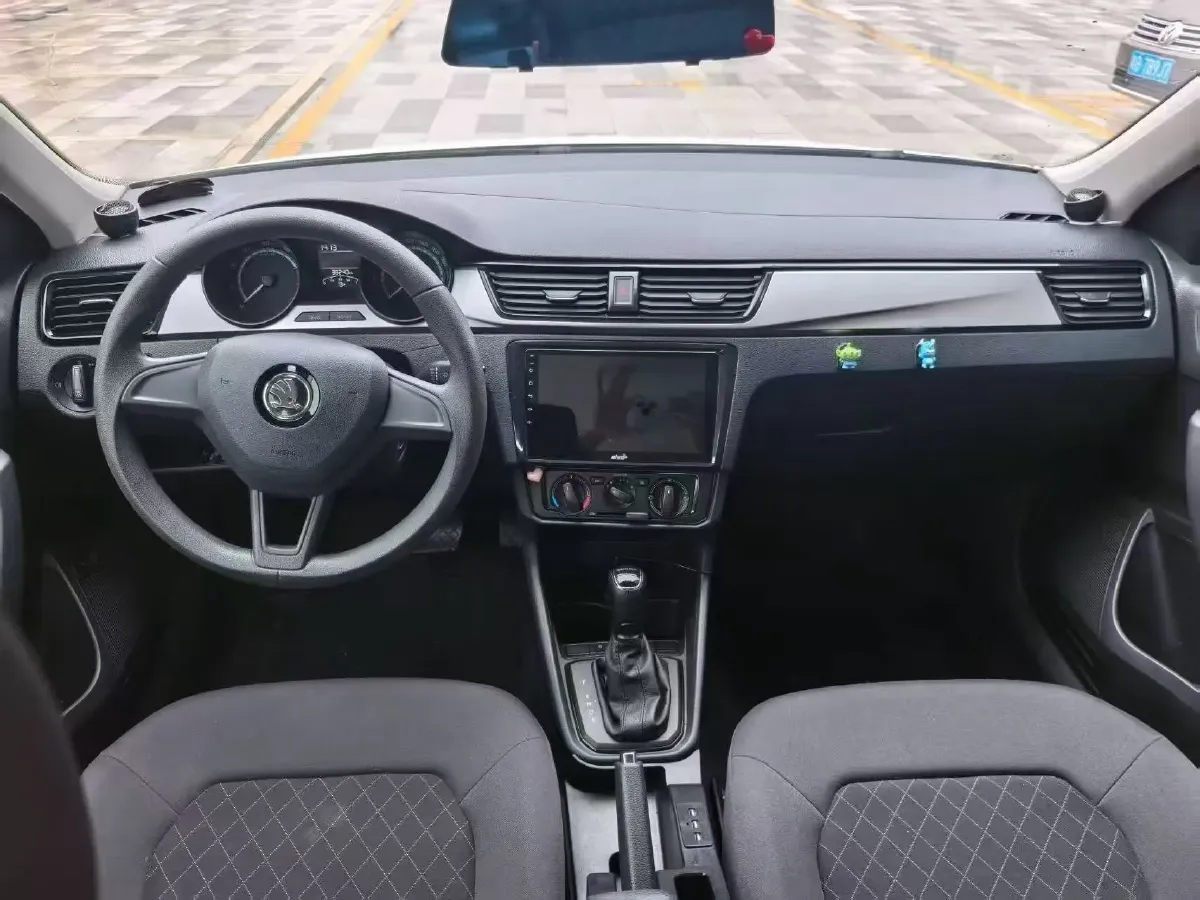 2020 Skoda Rapid 1.5L 112HP L4 6AT,autocango,china used car exporter,china ev exporter,chinese used car exporter,chinese used ev exporter