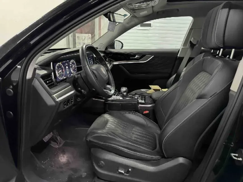 2022 HongQi HS5 2.0T 224HP L4 6AT,autocango,china used car exporter,china ev exporter,chinese used car exporter,chinese used ev exporter