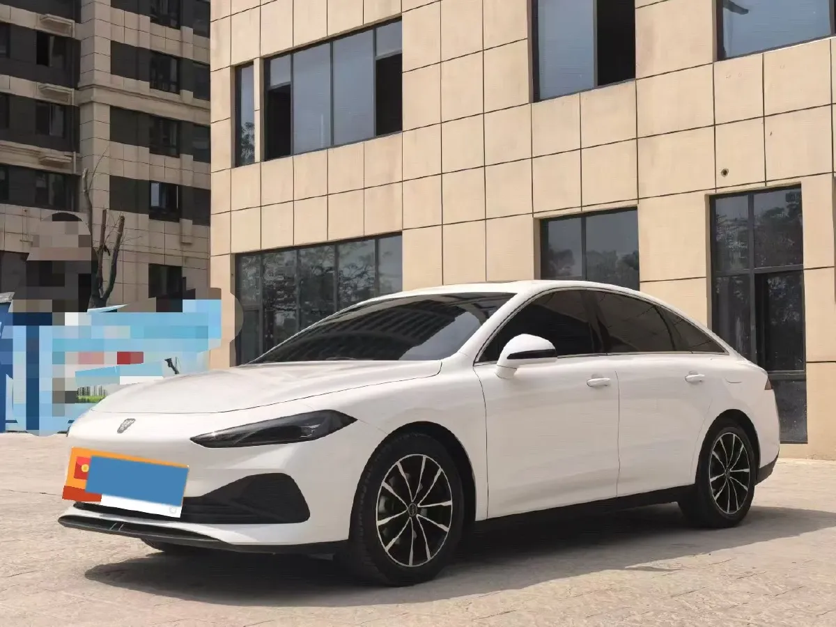 2023 Roewe D7 1.5L 112HP L4 1DHT PHEV 21.4KWH,autocango,china used car exporter,china ev exporter,chinese used car exporter,chinese used ev exporter