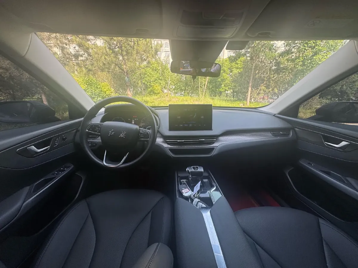 2021 HongQi E-QM5 BEV 54KWH,autocango,china used car exporter,china ev exporter,chinese used car exporter,chinese used ev exporter