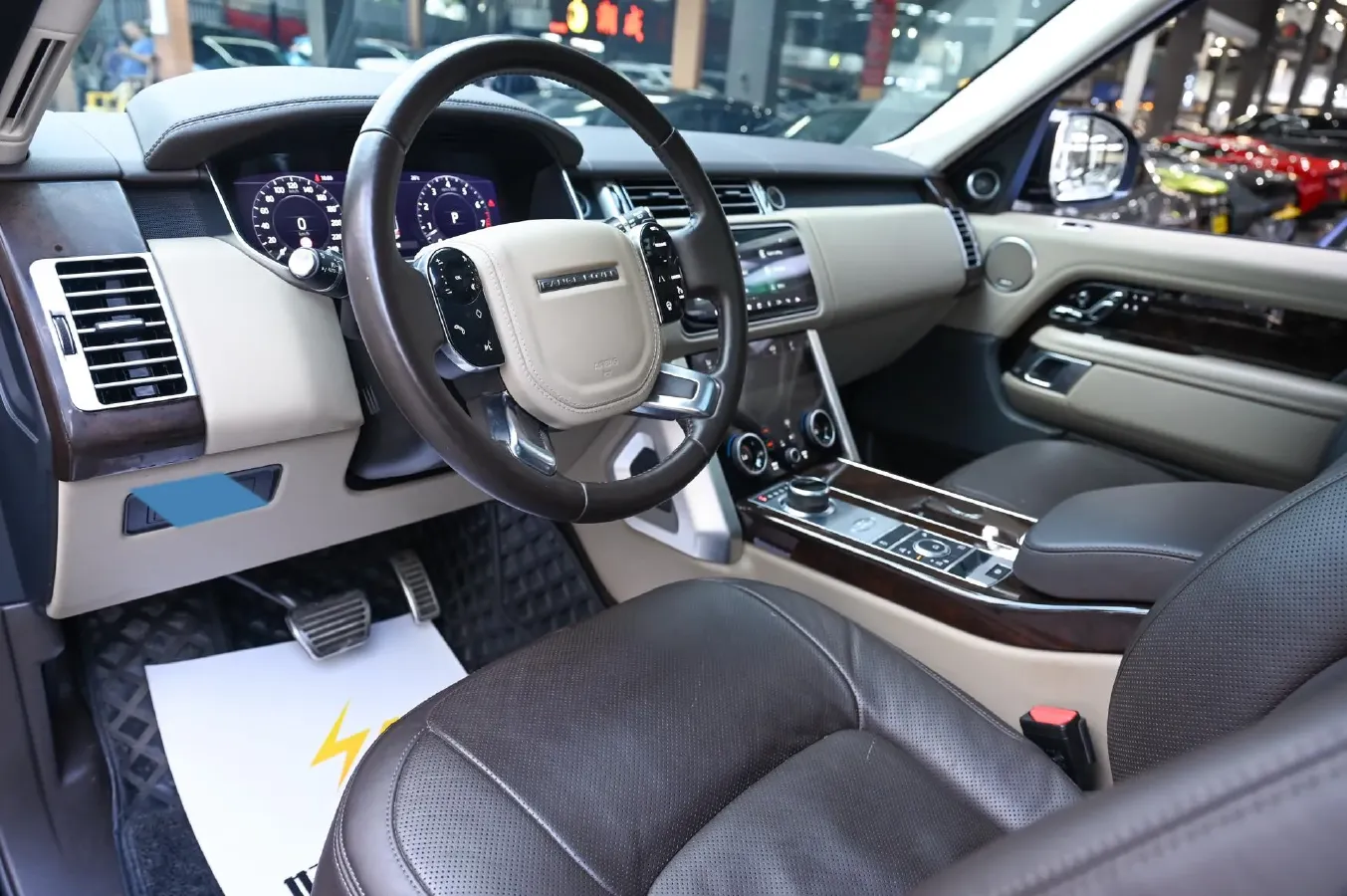 2021 Land Rover Range Rover 3.0T 360HP L6 8AT,autocango,china used car exporter,china ev exporter,chinese used car exporter,chinese used ev exporter