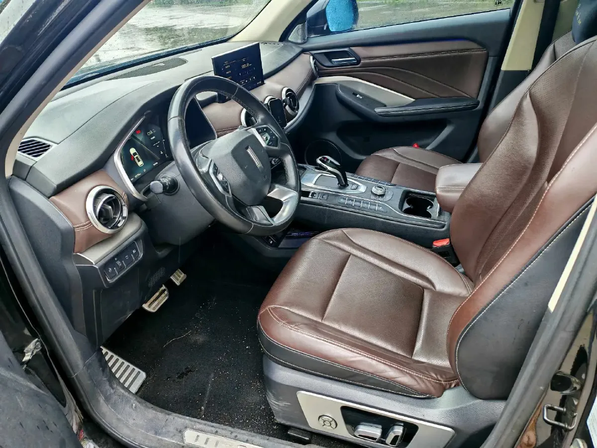 2018 WEY VV6 2.0T 197HP L4 7DCT,autocango,china used car exporter,china ev exporter,chinese used car exporter,chinese used ev exporter