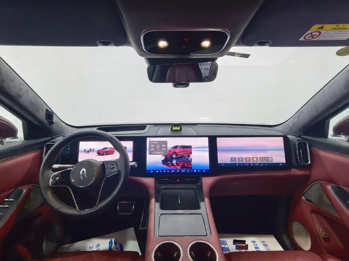 2025 AITO AITO M8 REEV 160HP REEV 53.4KWH,autocango,china used car exporter,china ev exporter,chinese used car exporter,chinese used ev exporter