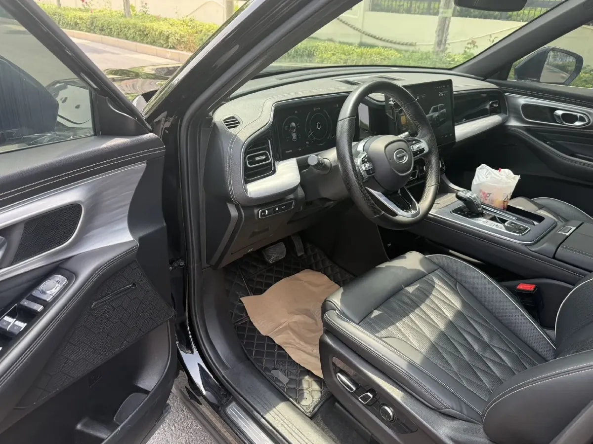 2022 GAC Trumpchi GS8 2.0T 252HP L4 8AT,autocango,china used car exporter,china ev exporter,chinese used car exporter,chinese used ev exporter