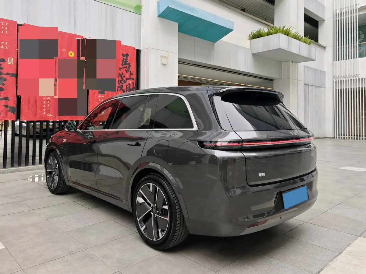 2025 Li L8 Range Extended 154HP REEV,autocango,china used car exporter,china ev exporter,chinese used car exporter,chinese used ev exporter