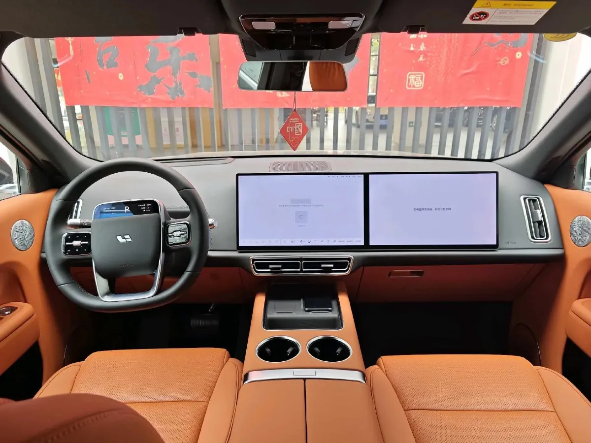 2025 Li L8 Range Extended 154HP REEV,autocango,china used car exporter,china ev exporter,chinese used car exporter,chinese used ev exporter