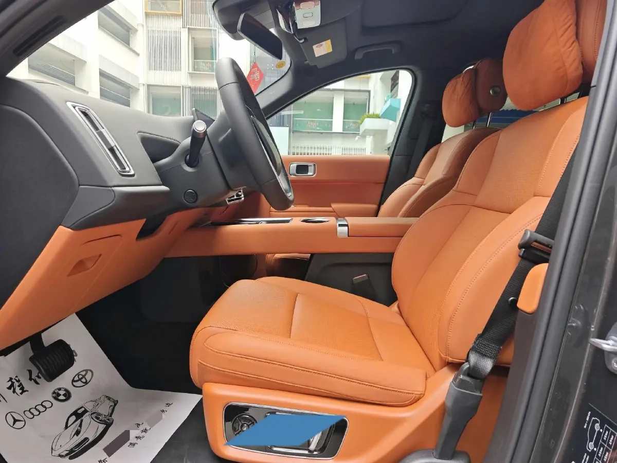 2025 Li L8 Range Extended 154HP REEV,autocango,china used car exporter,china ev exporter,chinese used car exporter,chinese used ev exporter
