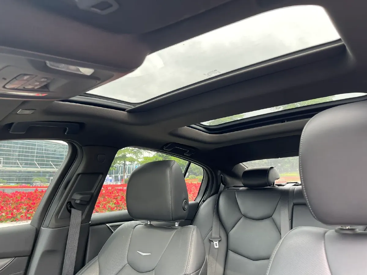 2022 Cadillac CT5 2.0T 237HP L4 10AT,autocango,china used car exporter,china ev exporter,chinese used car exporter,chinese used ev exporter