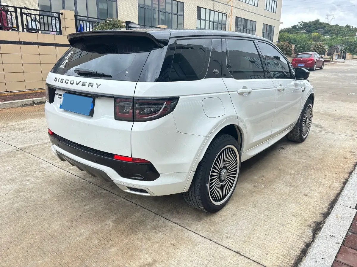 2020 Land Rover Discovery Sport 2.0T 249HP L4 9AT,autocango,china used car exporter,china ev exporter,chinese used car exporter,chinese used ev exporter
