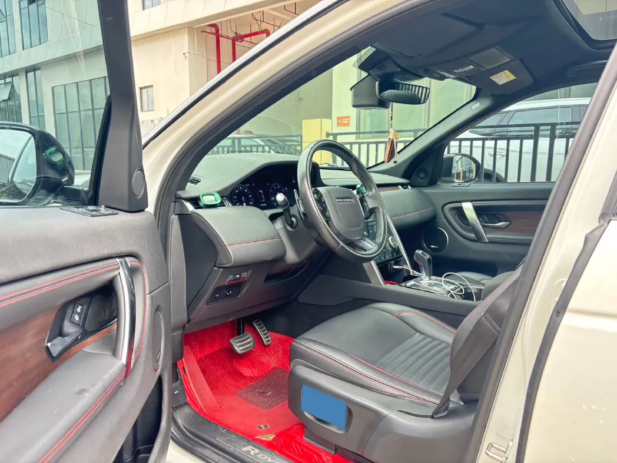 2020 Land Rover Discovery Sport 2.0T 249HP L4 9AT,autocango,china used car exporter,china ev exporter,chinese used car exporter,chinese used ev exporter