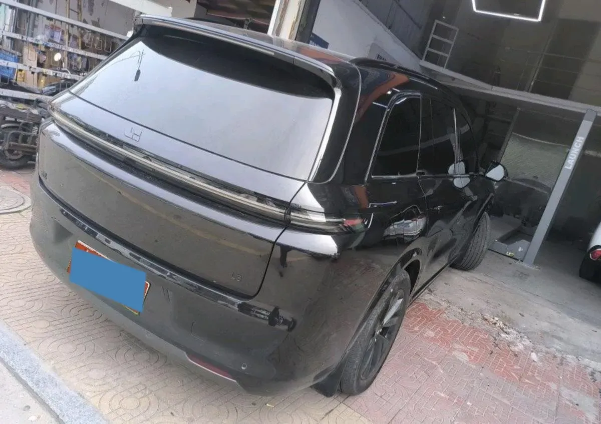 2023 Li L7 Range Extended 154HP REEV 40.9KWH,autocango,china used car exporter,china ev exporter,chinese used car exporter,chinese used ev exporter