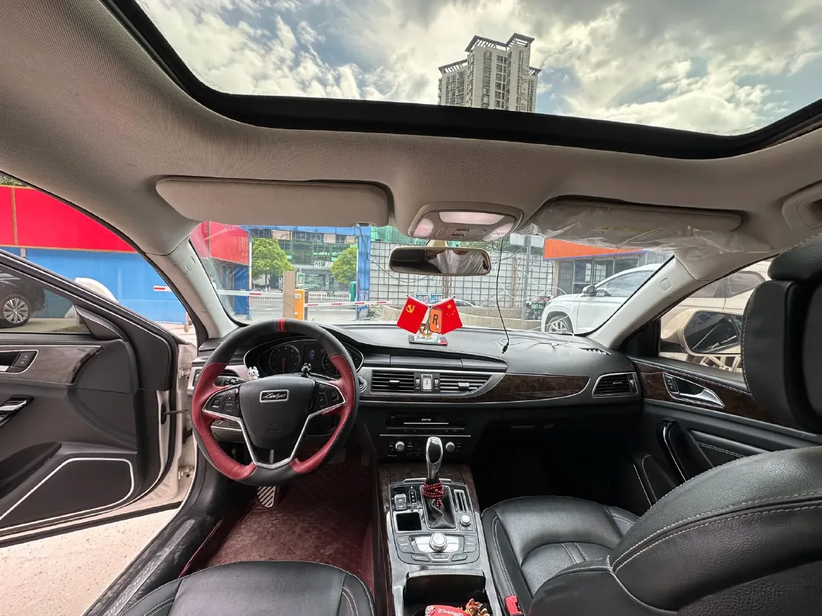 2016 Zotye Z700 1.8T 177HP L4 6DCT,autocango,china used car exporter,china ev exporter,chinese used car exporter,chinese used ev exporter