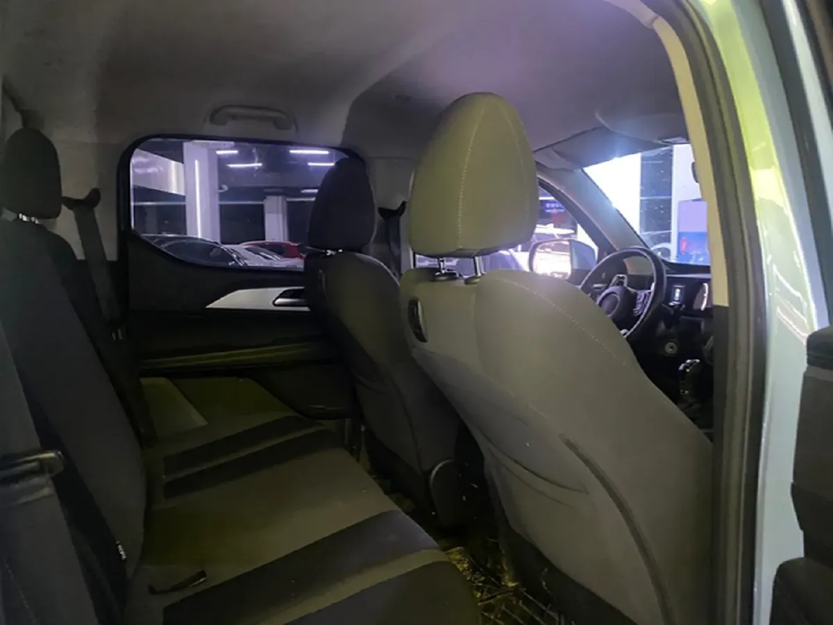 2022 Great Wall Poer King Kong 2.0T 163HP L4 6MT,autocango,china used car exporter,china ev exporter,chinese used car exporter,chinese used ev exporter