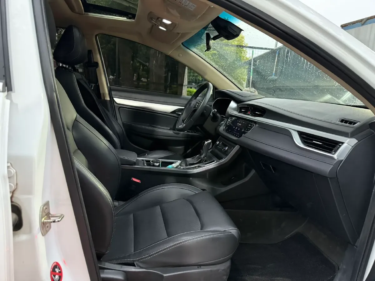 2018 Geely Emgrand 1.5L 109HP L4 CVT,autocango,china used car exporter,china ev exporter,chinese used car exporter,chinese used ev exporter