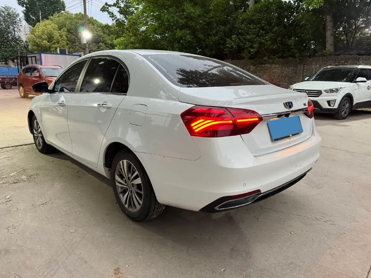 2018 Geely Emgrand 1.5L 109HP L4 CVT,autocango,china used car exporter,china ev exporter,chinese used car exporter,chinese used ev exporter
