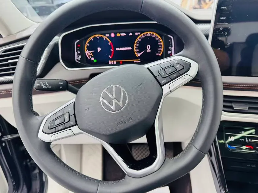 2023 Volkswagen Tayron 1.4T 150HP L4 7DCT,autocango,china used car exporter,china ev exporter,chinese used car exporter,chinese used ev exporter
