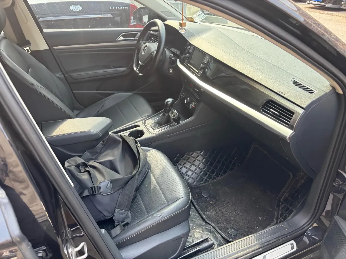 2019 Volkswagen Lavida 1.2T 116HP L4 7DCT,autocango,china used car exporter,china ev exporter,chinese used car exporter,chinese used ev exporter
