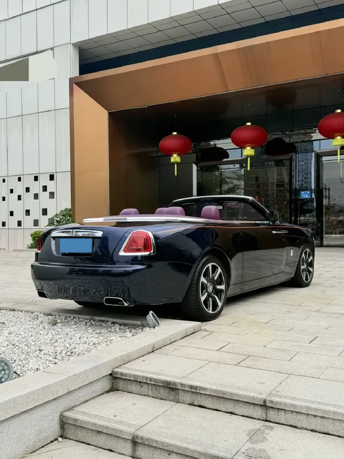 2018 Rolls-Royce Wraith 6.6T 632HP V12 8AT,autocango,china used car exporter,china ev exporter,chinese used car exporter,chinese used ev exporter