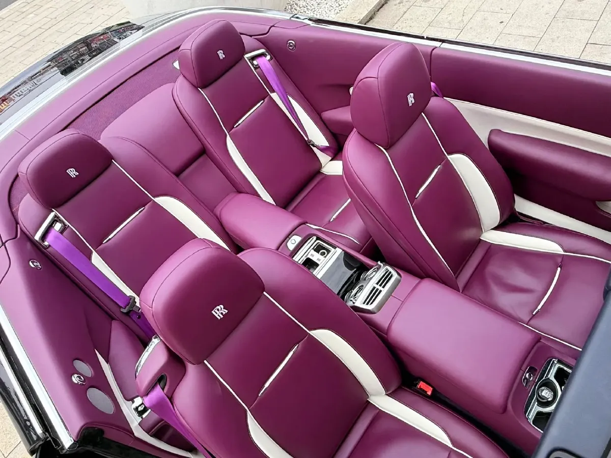 2018 Rolls-Royce Wraith 6.6T 632HP V12 8AT,autocango,china used car exporter,china ev exporter,chinese used car exporter,chinese used ev exporter