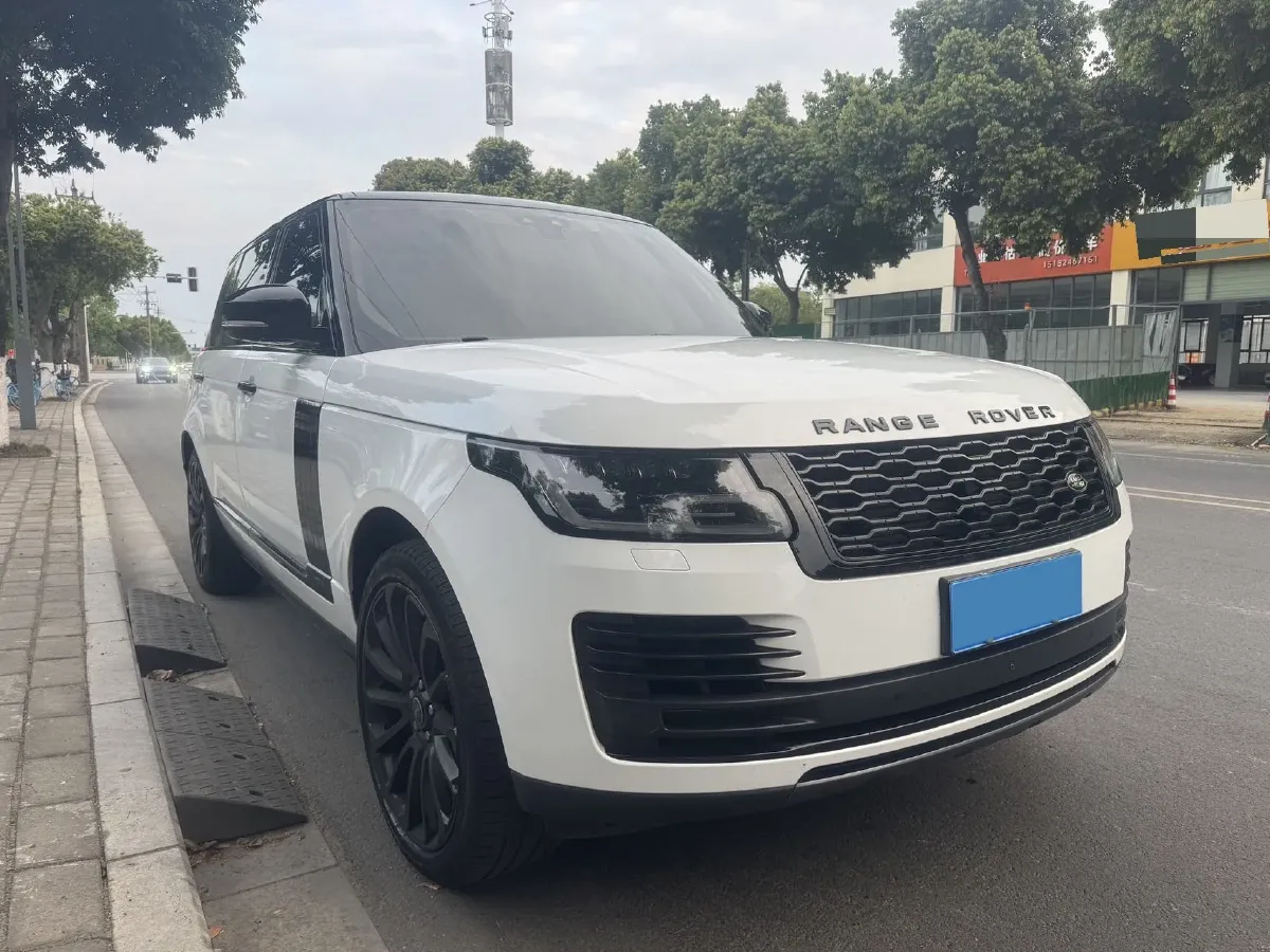 2020 Land Rover Range Rover 3.0T 400HP L6 8AT,autocango,china used car exporter,china ev exporter,chinese used car exporter,chinese used ev exporter