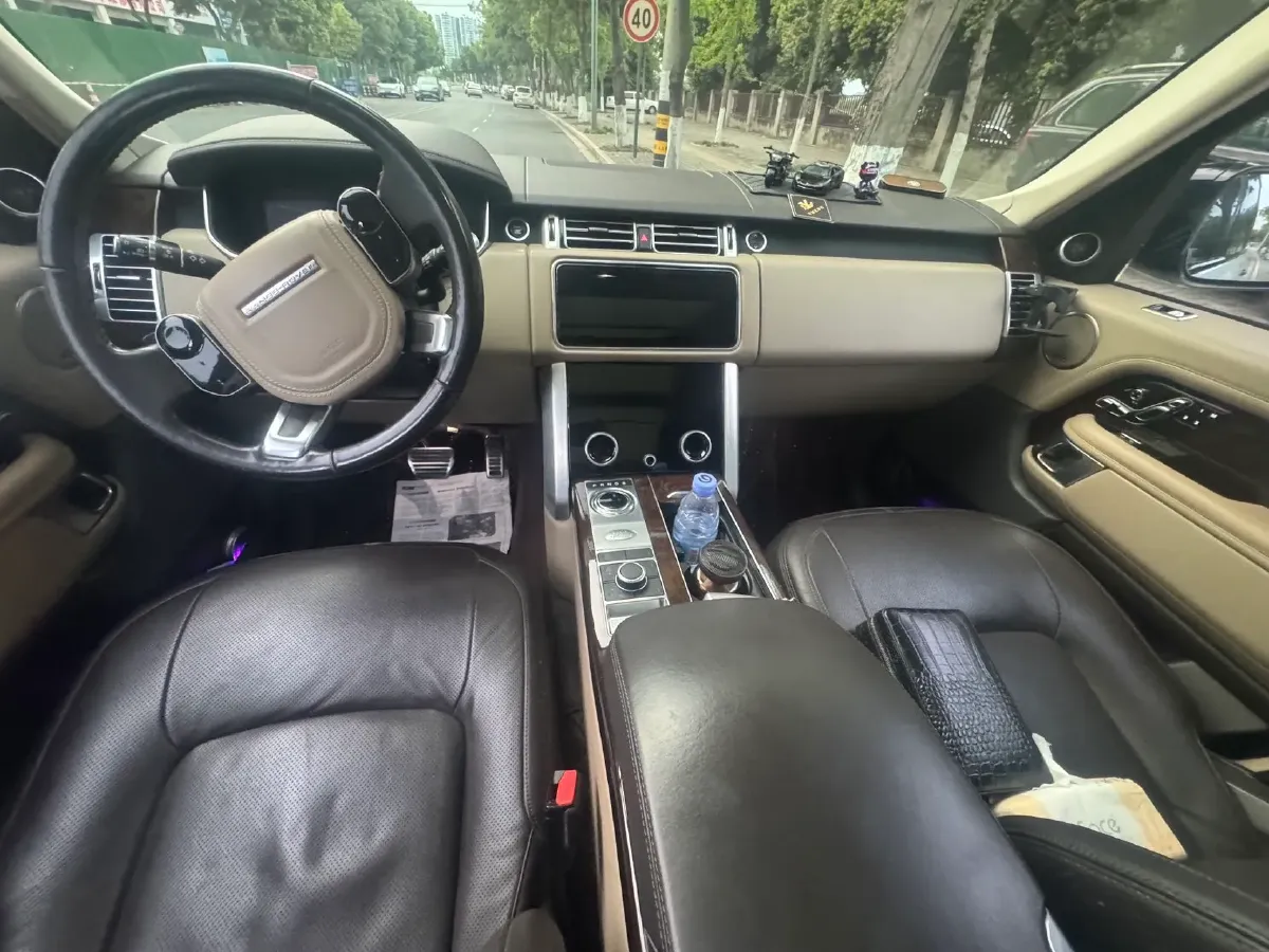 2020 Land Rover Range Rover 3.0T 400HP L6 8AT,autocango,china used car exporter,china ev exporter,chinese used car exporter,chinese used ev exporter