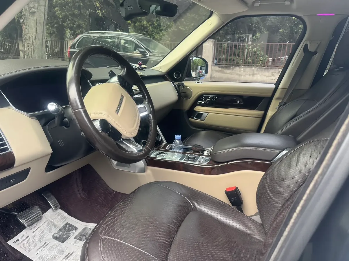 2020 Land Rover Range Rover 3.0T 400HP L6 8AT,autocango,china used car exporter,china ev exporter,chinese used car exporter,chinese used ev exporter