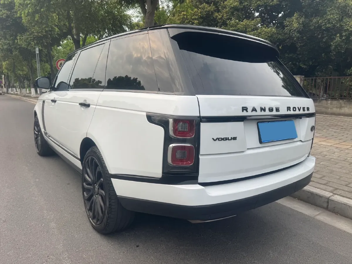 2020 Land Rover Range Rover 3.0T 400HP L6 8AT,autocango,china used car exporter,china ev exporter,chinese used car exporter,chinese used ev exporter