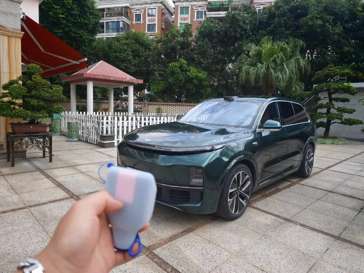 2022 Li L9 Range Extended 154HP REEV 42.6KWH,autocango,china used car exporter,china ev exporter,chinese used car exporter,chinese used ev exporter