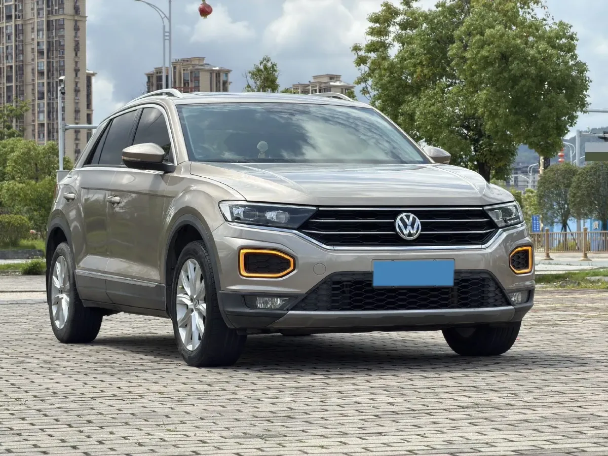 2018 Mitsubishi Eclipse Cross 1.5T 170HP L4 CVT,autocango,china used car exporter,china ev exporter,chinese used car exporter,chinese used ev exporter