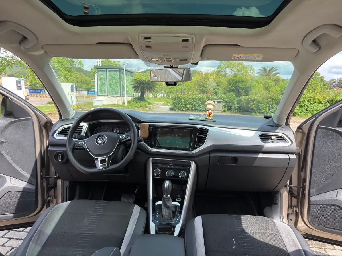 2018 Mitsubishi Eclipse Cross 1.5T 170HP L4 CVT,autocango,china used car exporter,china ev exporter,chinese used car exporter,chinese used ev exporter