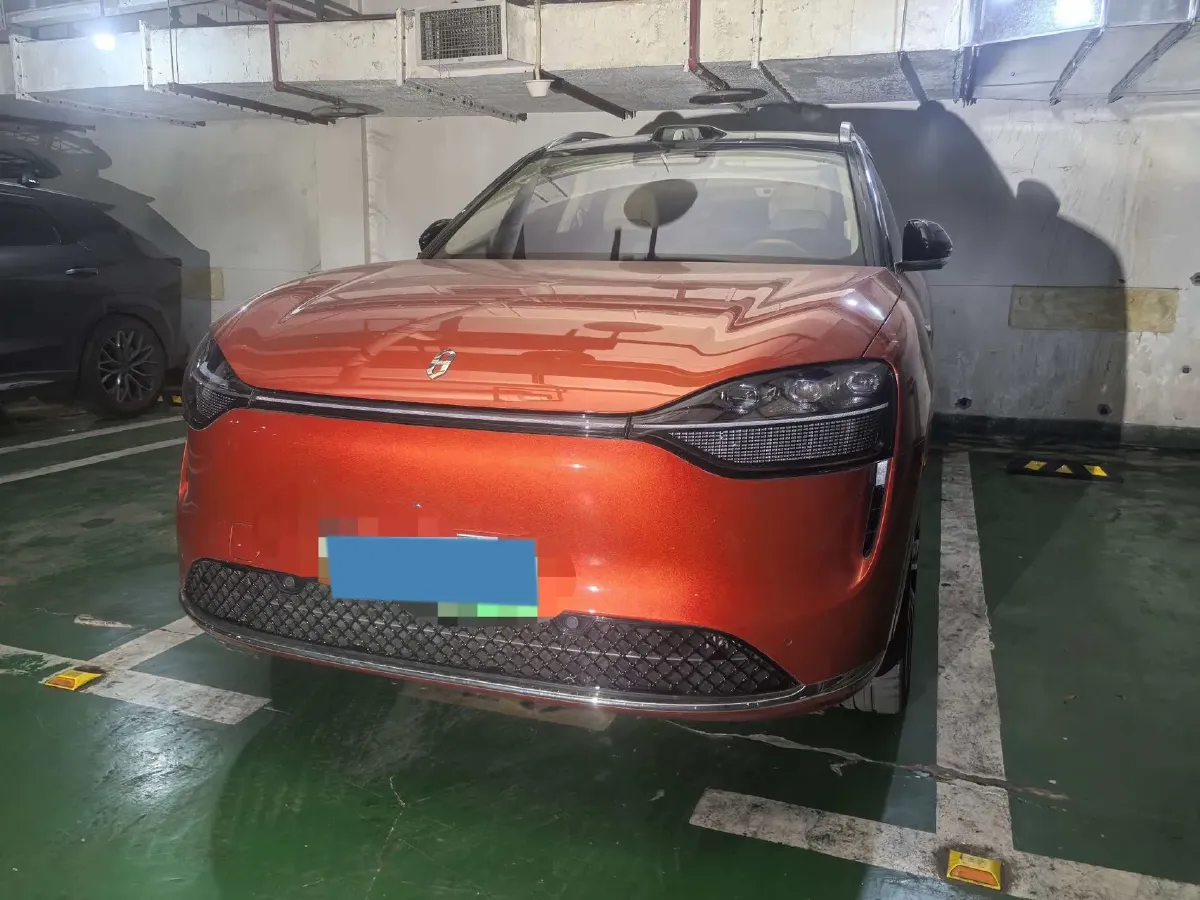 2024 AITO AITO M9 1.5T 152HP L4 REEV 42KWH,autocango,china used car exporter,china ev exporter,chinese used car exporter,chinese used ev exporter