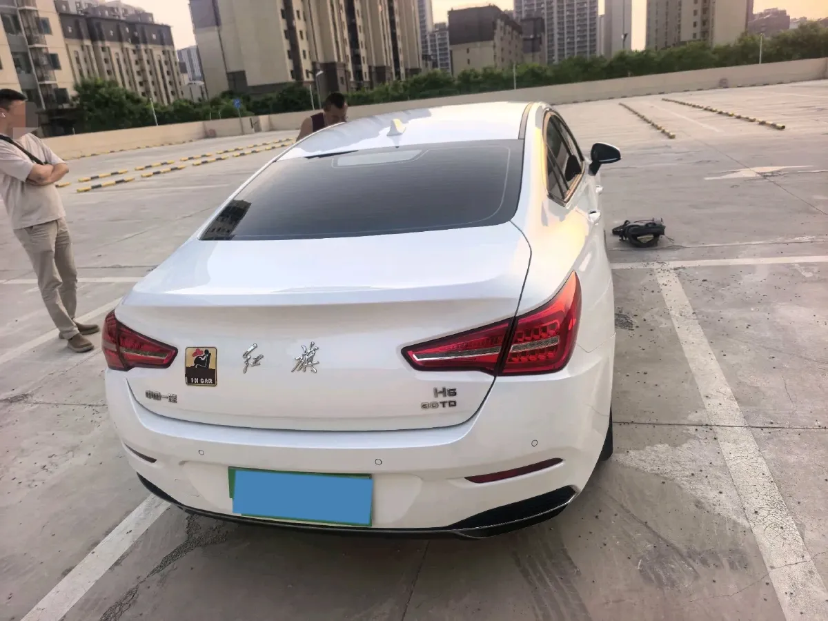 2019 HongQi H5 1.8T 180HP L4 6AT,autocango,china used car exporter,china ev exporter,chinese used car exporter,chinese used ev exporter