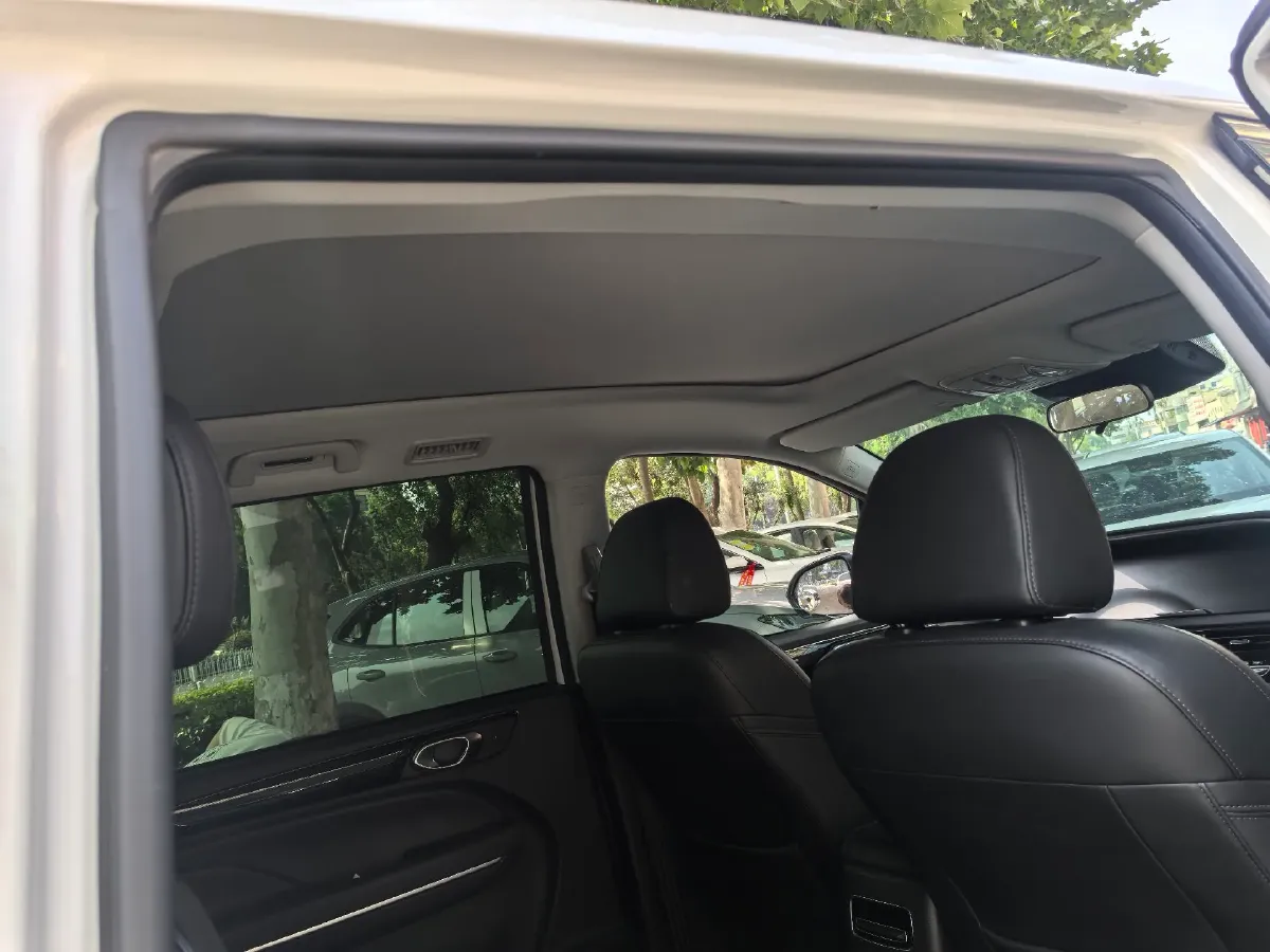 2024 GAC Trumpchi M6 1.5T 177HP L4 7DCT,autocango,china used car exporter,china ev exporter,chinese used car exporter,chinese used ev exporter