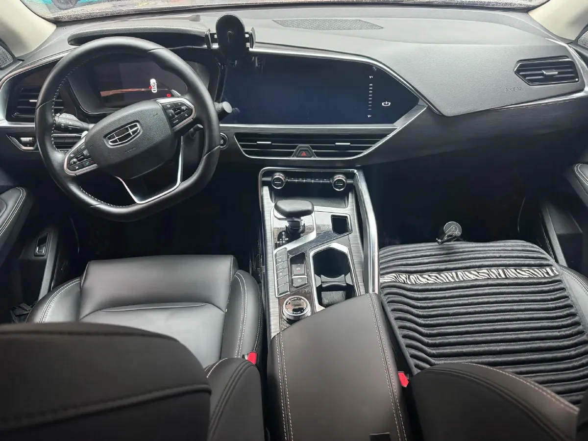 2019 Geely Tugella 2.0T 238HP L4 8AT,autocango,china used car exporter,china ev exporter,chinese used car exporter,chinese used ev exporter