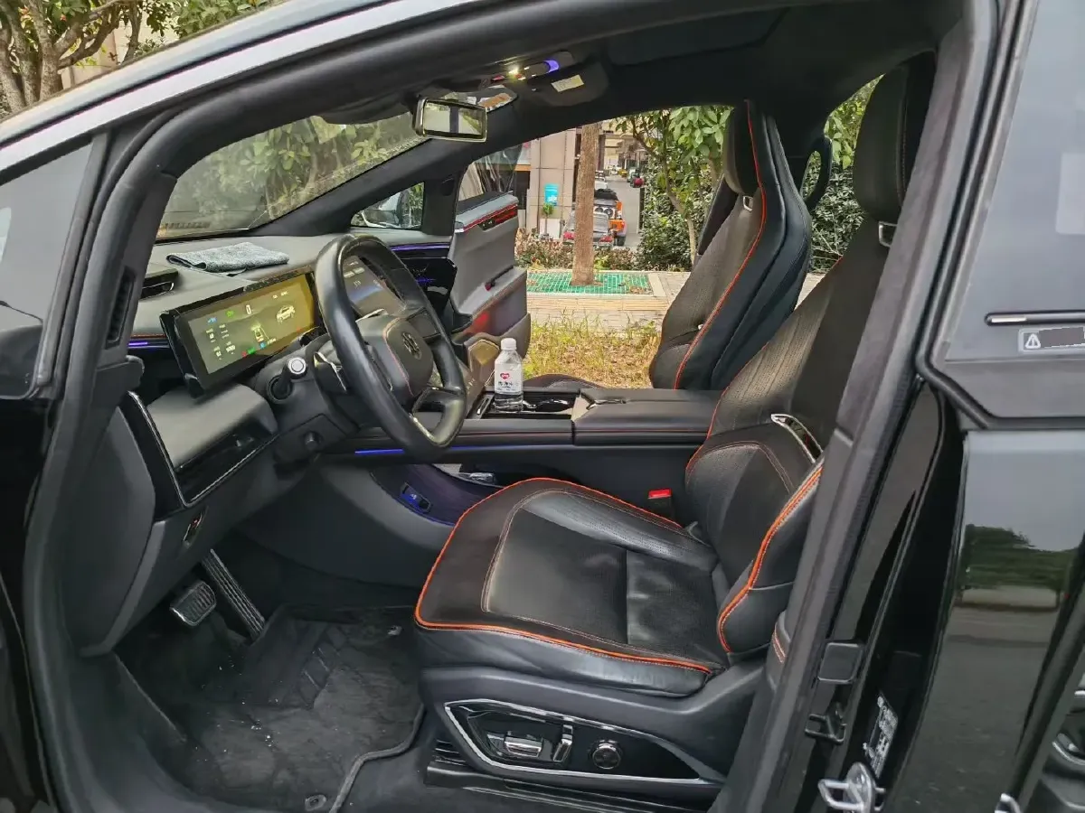 2021 HiPhi X BEV 97KWH,autocango,china used car exporter,china ev exporter,chinese used car exporter,chinese used ev exporter