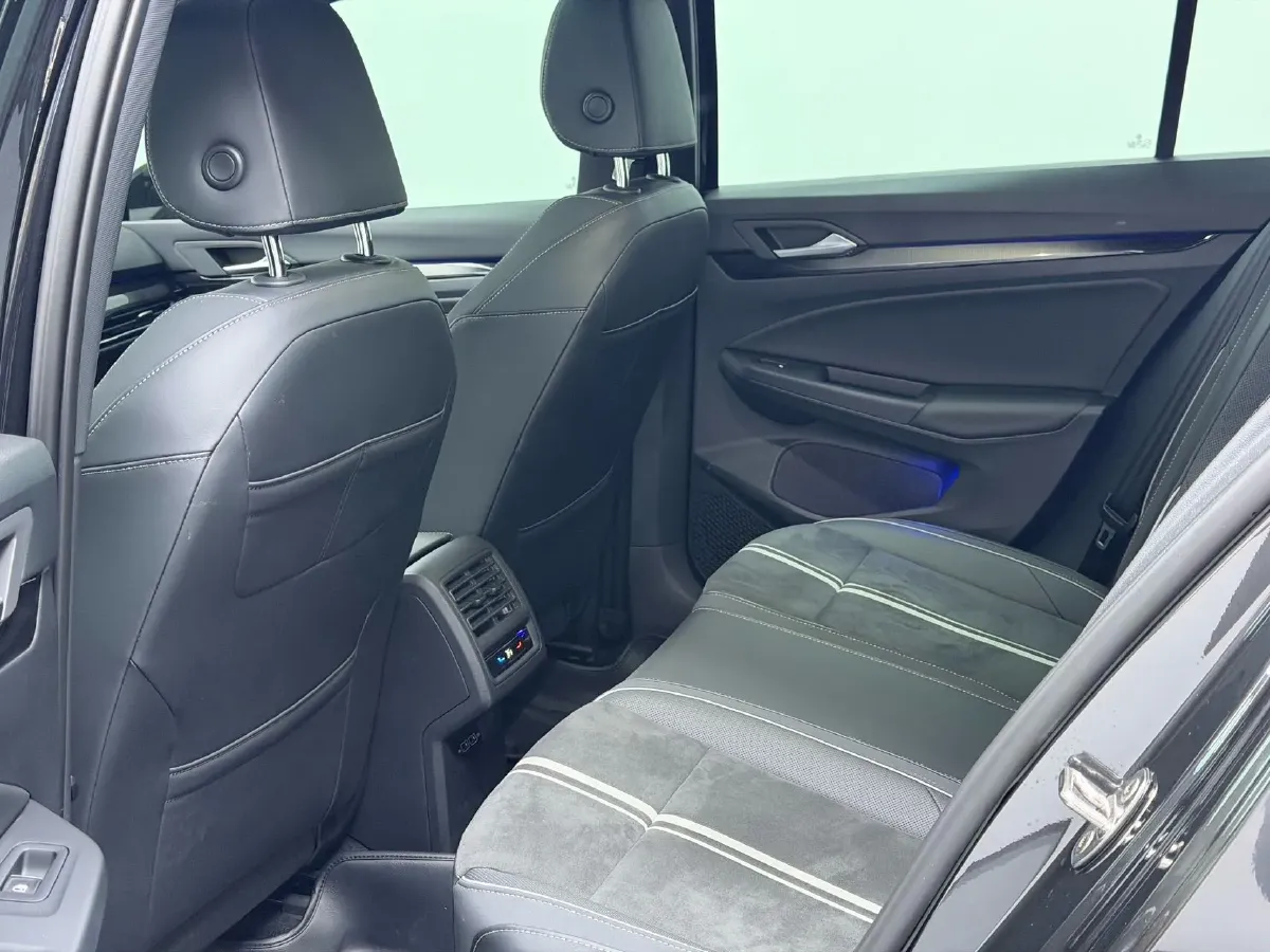 2021 Volkswagen Golf 1.4T 150HP L4 7DCT,autocango,china used car exporter,china ev exporter,chinese used car exporter,chinese used ev exporter