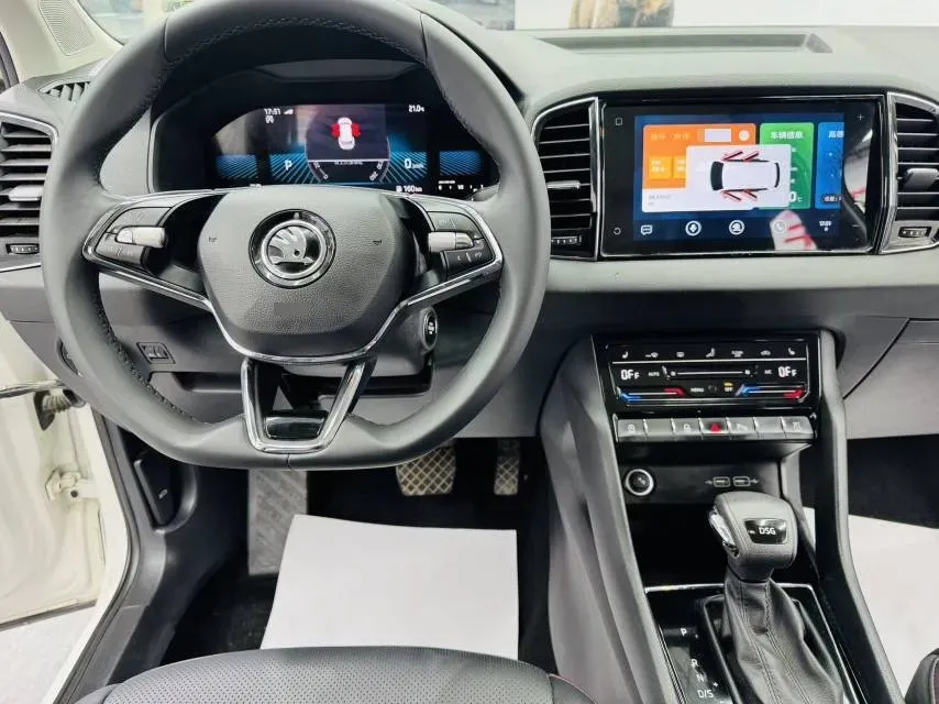 2023 Skoda Karoq 1.4T 150HP L4 7DCT,autocango,china used car exporter,china ev exporter,chinese used car exporter,chinese used ev exporter