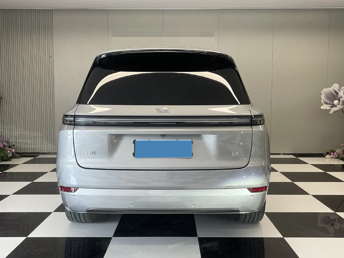 2022 Li L9 Range Extended 154HP REEV 42.6KWH,autocango,china used car exporter,china ev exporter,chinese used car exporter,chinese used ev exporter