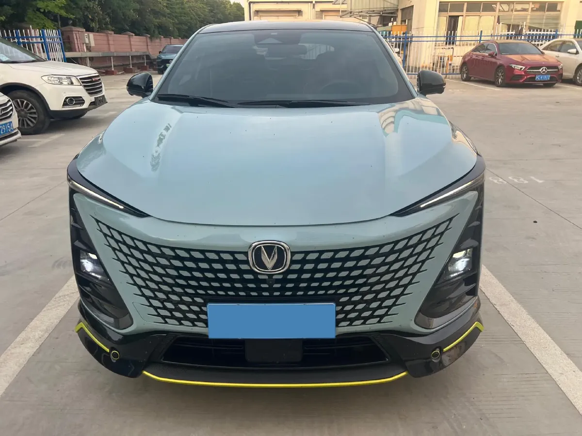 2022 ChangAn UNI-T 2.0T 233HP L4 8AT,autocango,china used car exporter,china ev exporter,chinese used car exporter,chinese used ev exporter