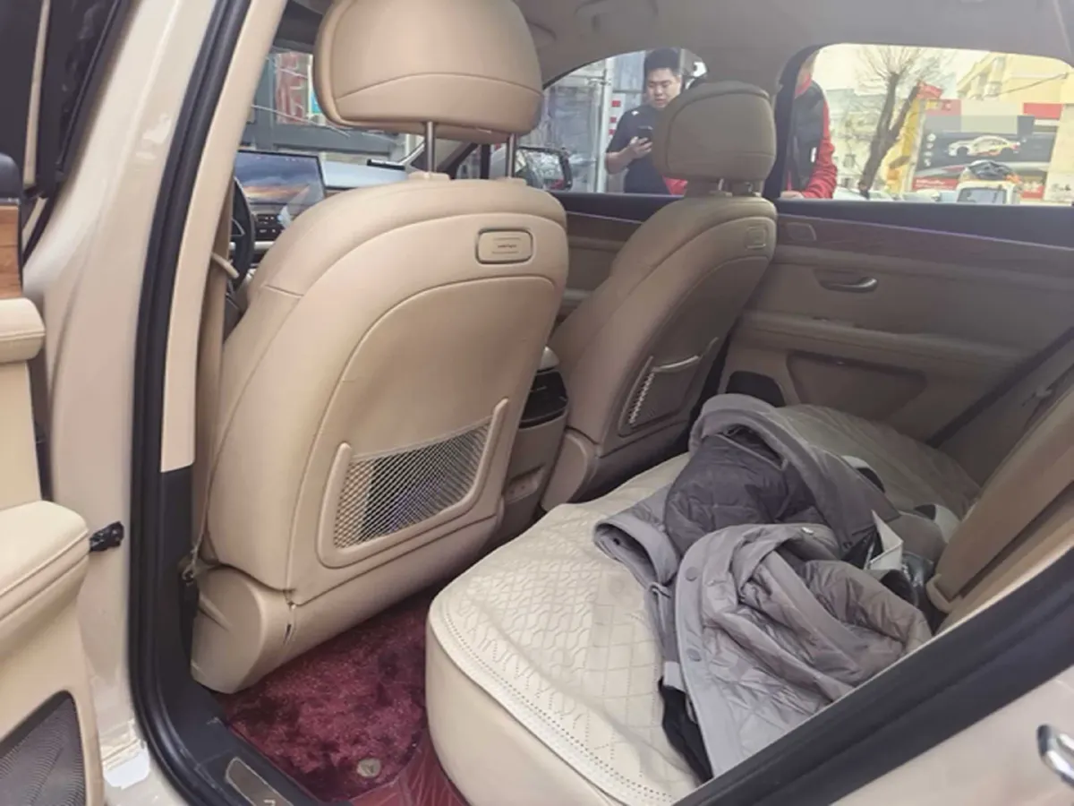 2023 HIMA AITO M5 1.5T 152HP L4 REEV 40KWH,autocango,china used car exporter,china ev exporter,chinese used car exporter,chinese used ev exporter